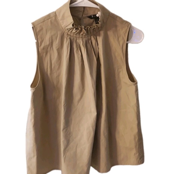 Banana Republic Tops - Banana Republic Sleeveless Career Blouse Womens X Small Modest pleated neck
